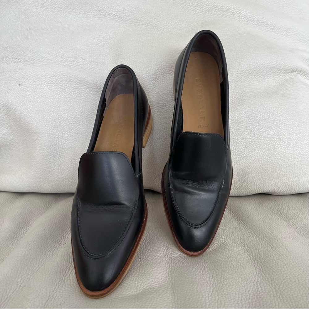 EVERLANE | black leather  pointed loafers